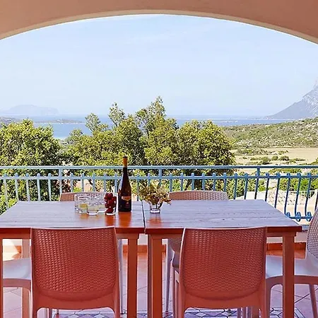Appartement With Sea View In The Lu Nibareddu In Loiri